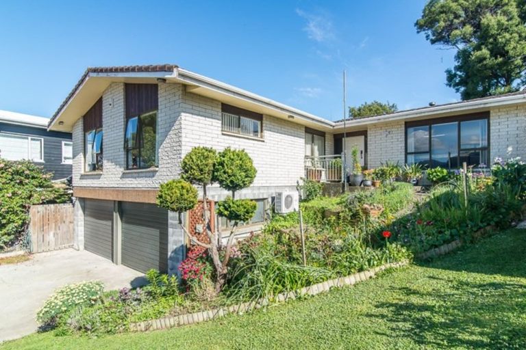 Photo of property in 93 Belvedere Avenue, Waikanae, 5036