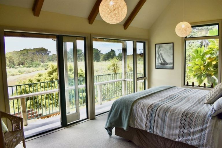 Photo of property in 152 Te Hapua Road, Te Horo, Otaki, 5581