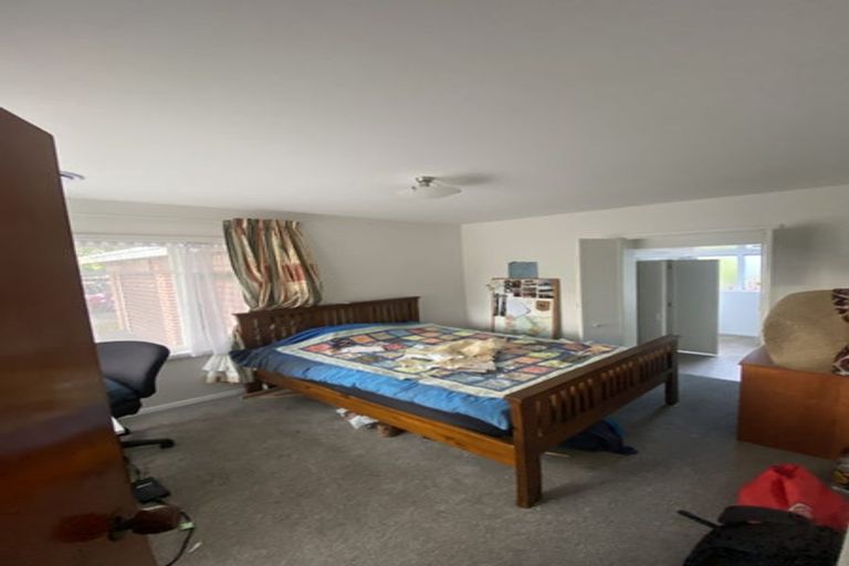 Photo of property in 87 Withells Road, Avonhead, Christchurch, 8042