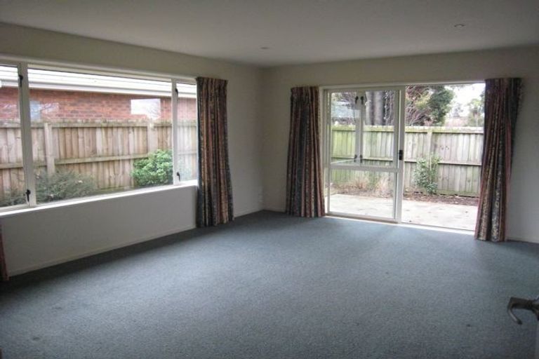 Photo of property in 10 Kydd Lane, Hornby, Christchurch, 8042