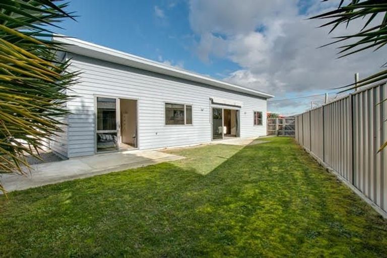 Photo of property in 37 Pembroke Street, Taradale, Napier, 4112
