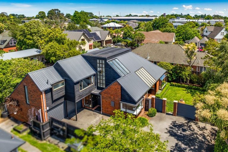 Photo of property in 1/29 Ilam Road, Upper Riccarton, Christchurch, 8041