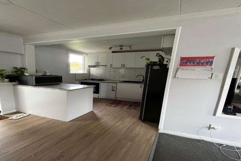 Photo of property in 40 Findlay Street, Tawa, Wellington, 5028