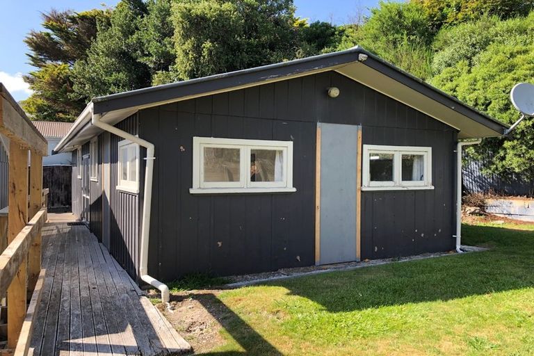 Photo of property in 27 Tremaine Avenue, Two Mile Bay, Taupo, 3330