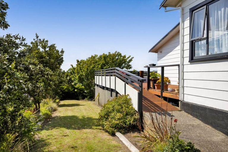 Photo of property in 34 Kent Street, Patea, 4520