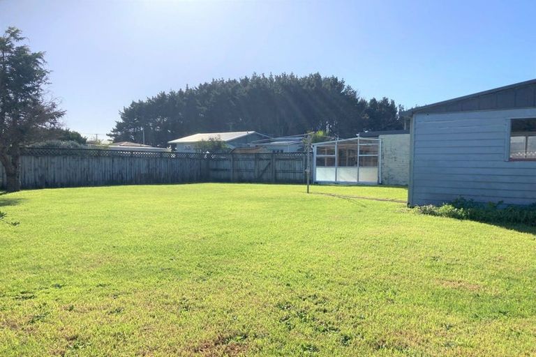 Photo of property in 89d Leslie Street, Waitara, 4320