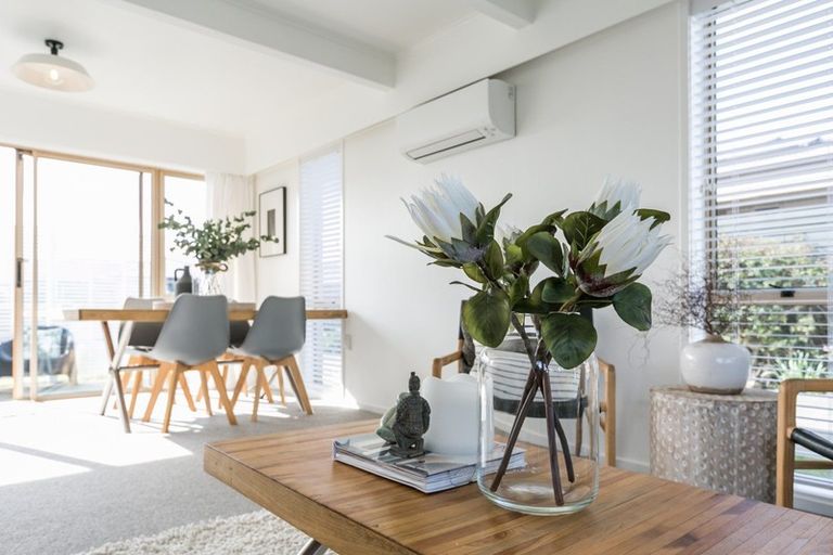 Photo of property in 1/1 Goddard Lane, Havelock North, 4130