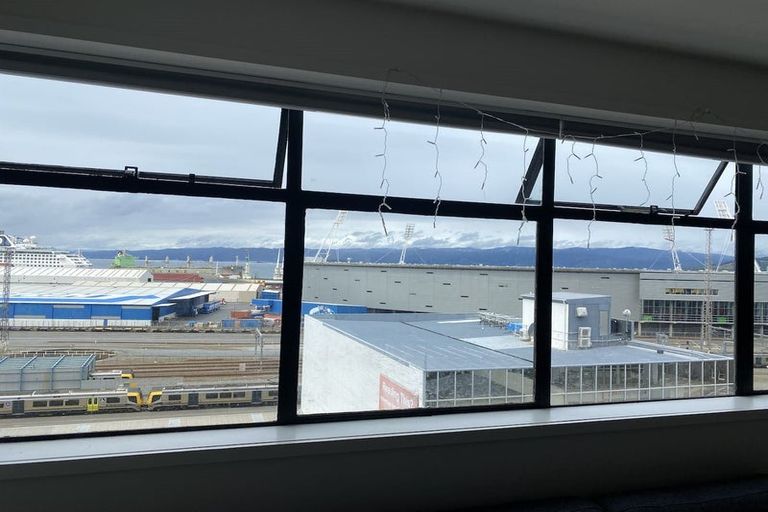 Photo of property in Quantum On Thorndon Quay, 7/163a Thorndon Quay, Pipitea, Wellington, 6011