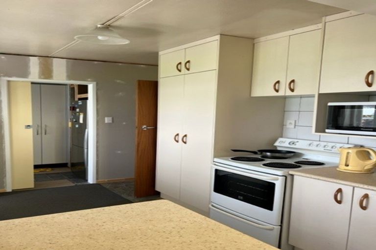 Photo of property in 38 Richmond Road, Carterton, 5713