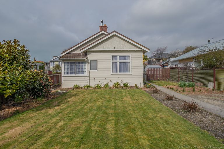 Photo of property in 10 Cameron Street, Seaview, Timaru, 7910