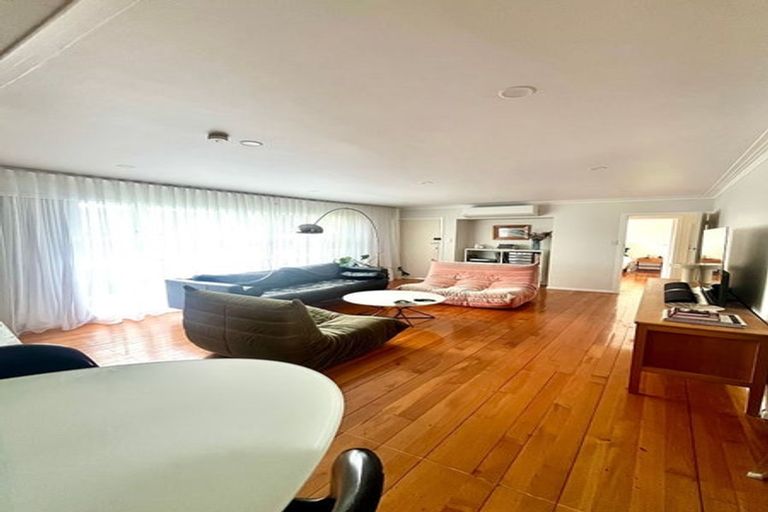 Photo of property in 1/31 Raines Avenue, Forrest Hill, Auckland, 0620