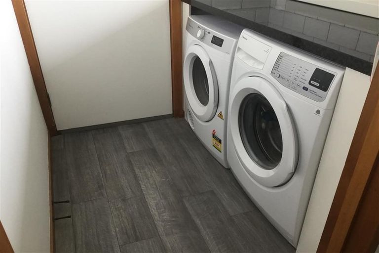 Photo of property in 17a Argyle Street, Mosgiel, 9024