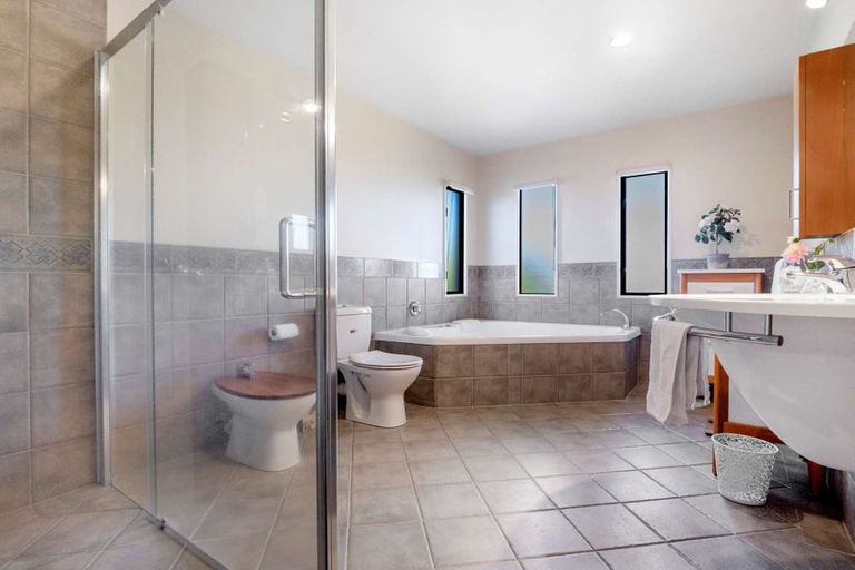 Photo of property in 9 Windermere Rise, Rototuna, Hamilton, 3210