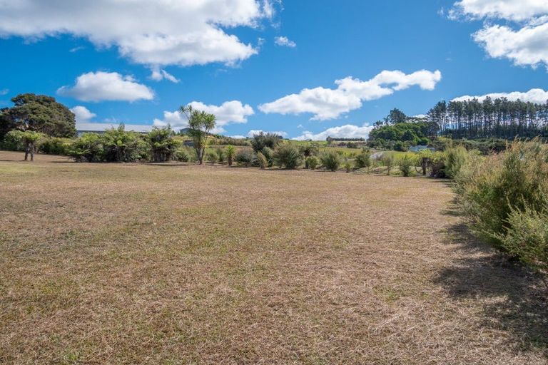 Photo of property in 14 Amelie Place, Coopers Beach, 0420