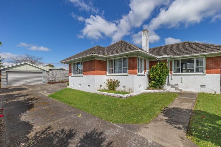 Photo of property in 156 Winchester Street, Levin, 5510