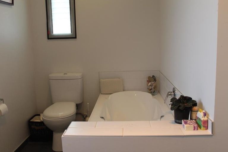 Photo of property in 9 Tainui Street, Onerahi, Whangarei, 0110