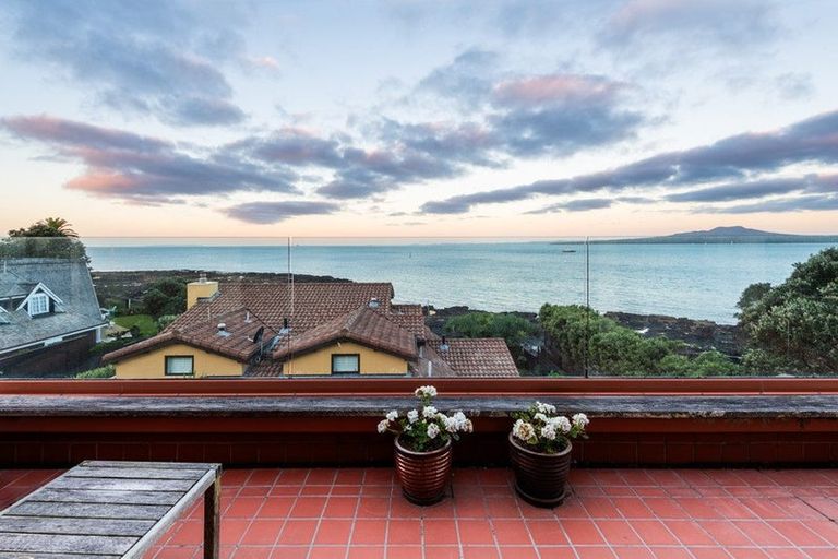 Photo of property in 3/21 Audrey Road, Takapuna, Auckland, 0622