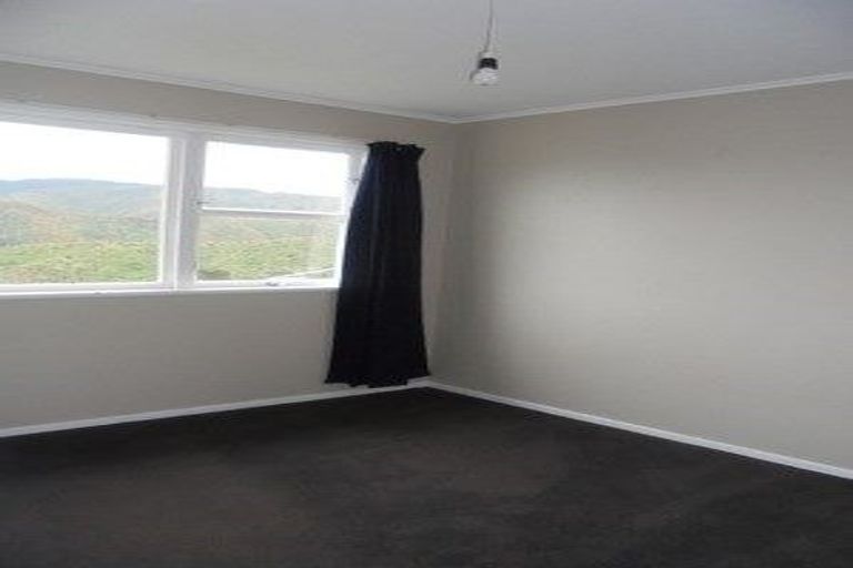 Photo of property in 17 Caribou Place, Kingston, Wellington, 6021