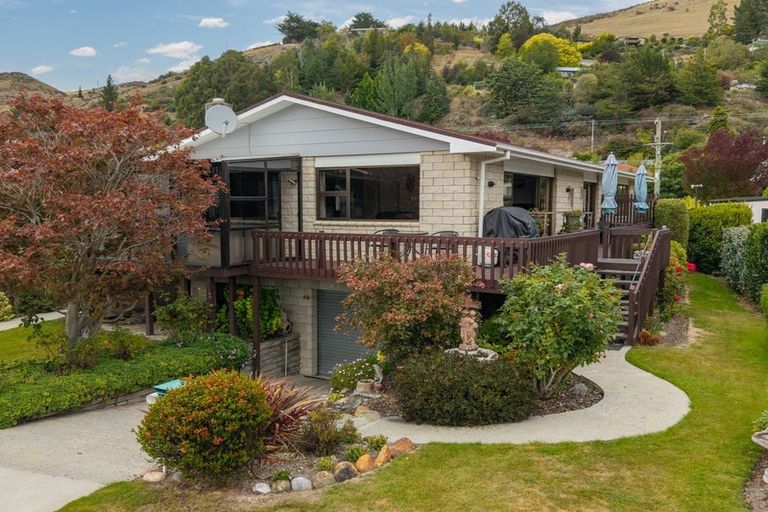 Photo of property in 16 Paisley Place, Roxburgh, 9500