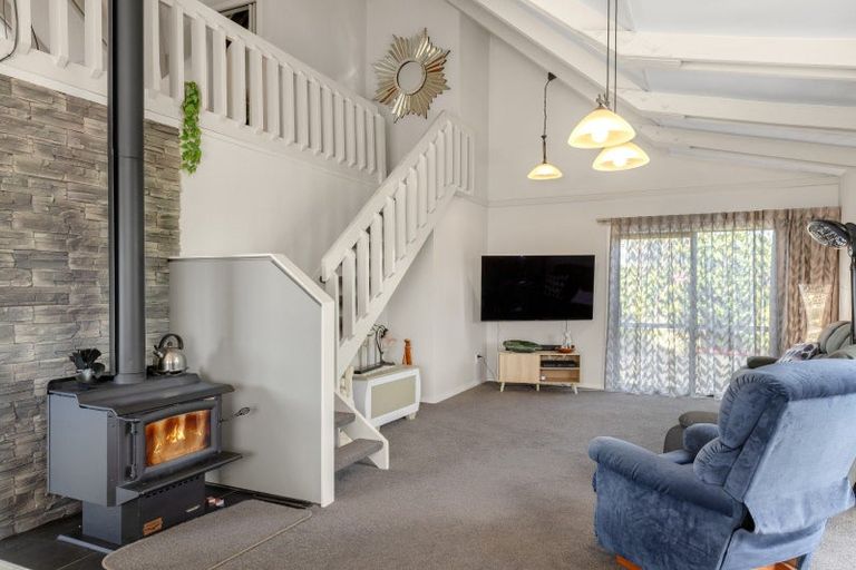 Photo of property in 92 Henley Street, Westport, 7825