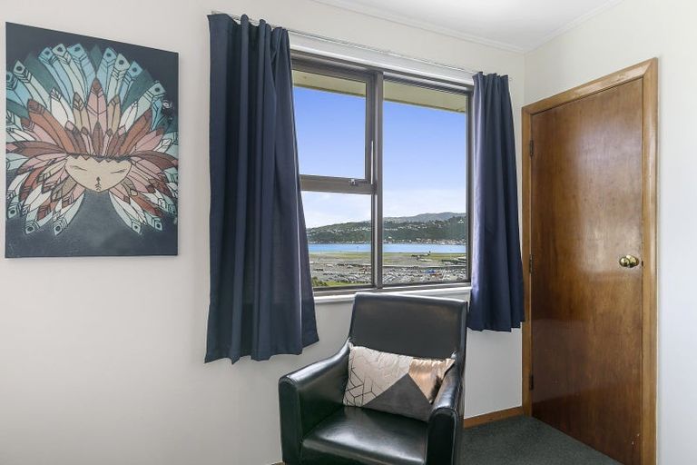 Photo of property in 3a Nuku Street, Strathmore Park, Wellington, 6022
