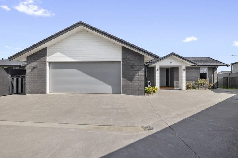 Photo of property in 7 Grahams Lane, Bell Block, New Plymouth, 4312