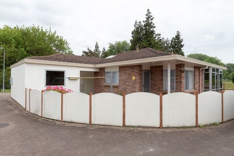 Photo of property in 55a Knighton Road, Hillcrest, Hamilton, 3216