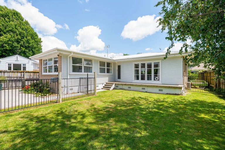 Photo of property in 6a Hume Place, Fairfield, Hamilton, 3214