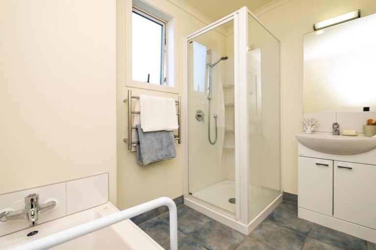 Photo of property in 16 Ferguson Avenue, Westshore, Napier, 4110