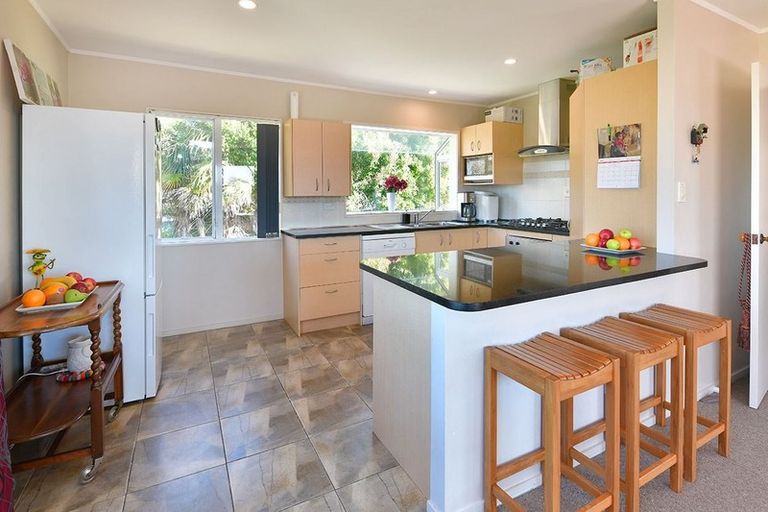Photo of property in 1241 Whangaparaoa Road, Gulf Harbour, Whangaparaoa, 0930