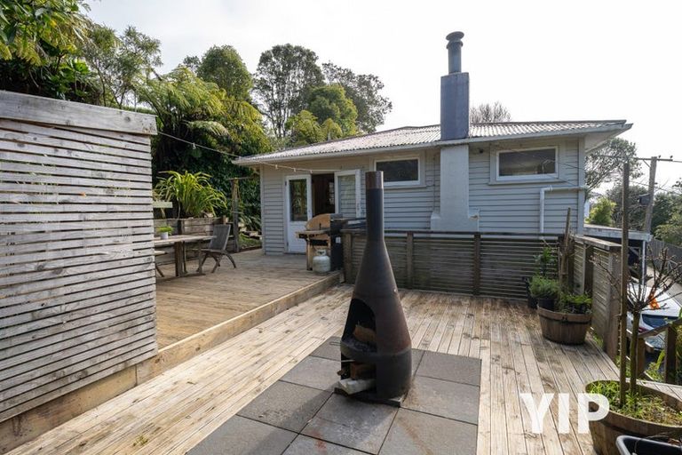 Photo of property in 26 Hollies Crescent, Johnsonville, Wellington, 6037