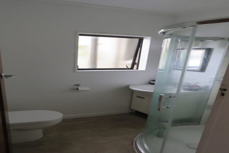 Photo of property in 12 Montana Avenue, Ilam, Christchurch, 8041