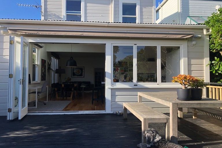 Photo of property in 92 Coromandel Street, Newtown, Wellington, 6021