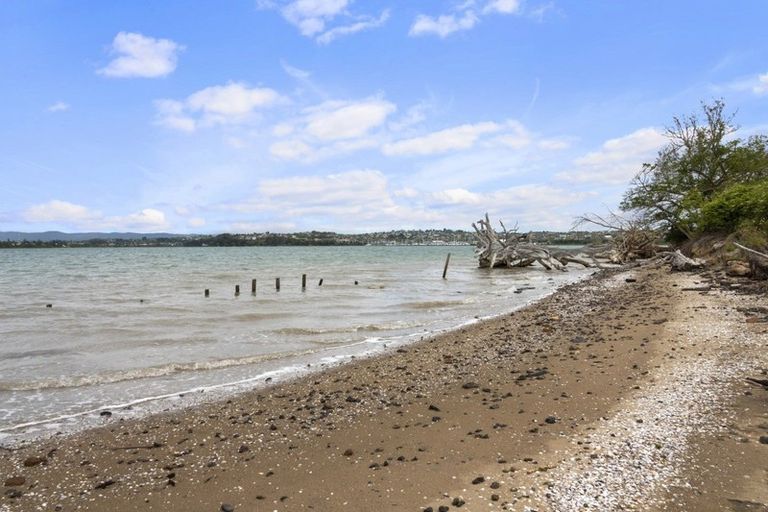 Photo of property in 16a Scott Road, Hobsonville, Auckland, 0616