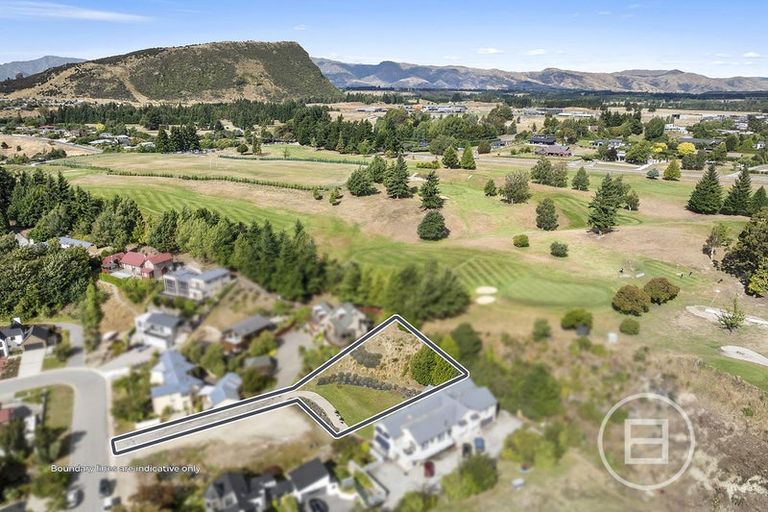 Photo of property in 16 Tenby Street, Wanaka, 9305