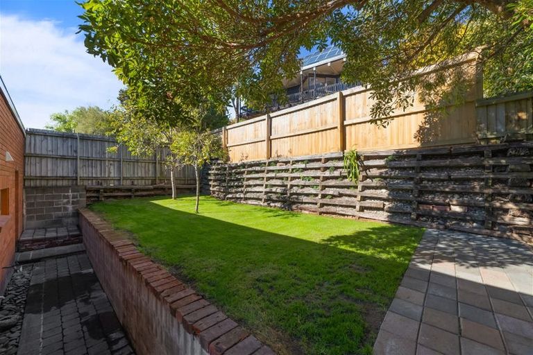 Photo of property in 9b Toledo Place, Mount Pleasant, Christchurch, 8081