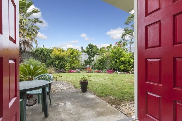 Photo of property in 42 Reeves Road, Pakuranga, Auckland, 2010