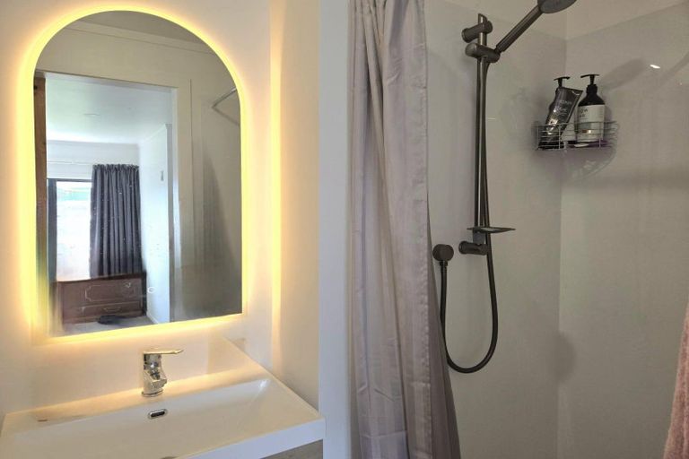 Photo of property in 6 Adderley Street, Westport, 7825