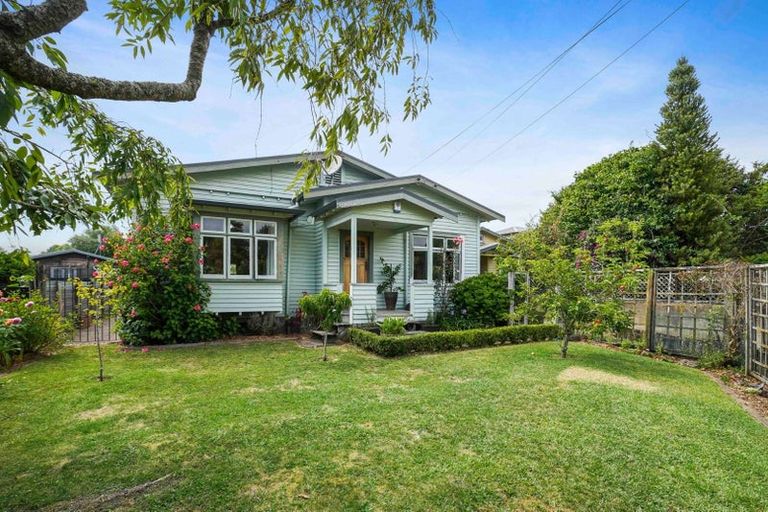 Photo of property in 12 Taniwha Street, Frankton, Hamilton, 3204