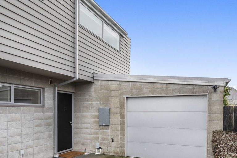 Photo of property in 32f Champion Street, Edgeware, Christchurch, 8013