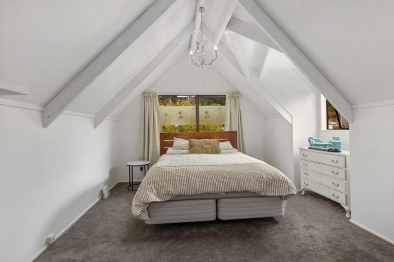 Photo of property in 37a Bledisloe Crescent, Wainuiomata, Lower Hutt, 5014