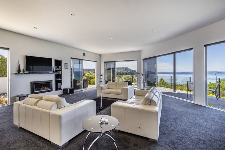 Photo of property in 20 Turangitukua Terrace, Kuratau, Turangi, 3381