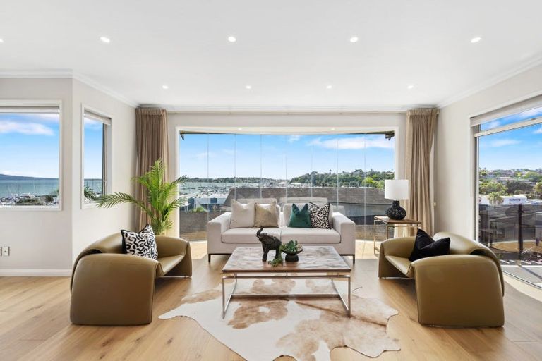 Photo of property in 72 Compass Way, Half Moon Bay, Auckland, 2012