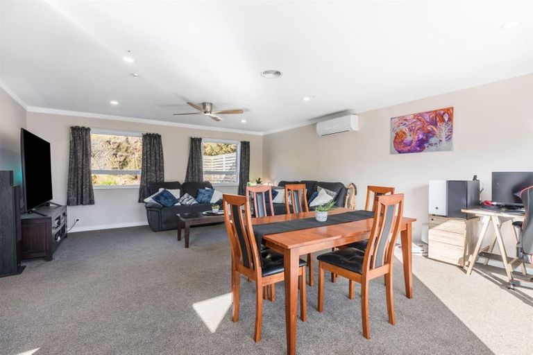 Photo of property in 675 Coast Road, Wainuiomata Coast, Wainuiomata, 5373