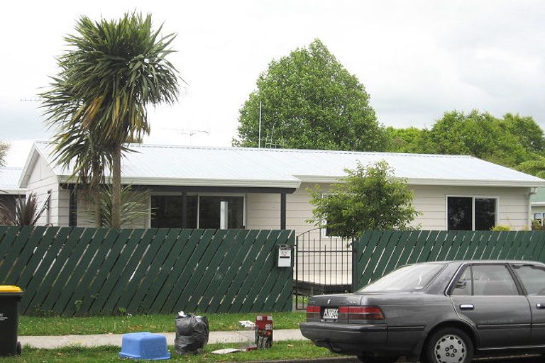 Photo of property in 52 Shelley Street, Leamington, Cambridge, 3432