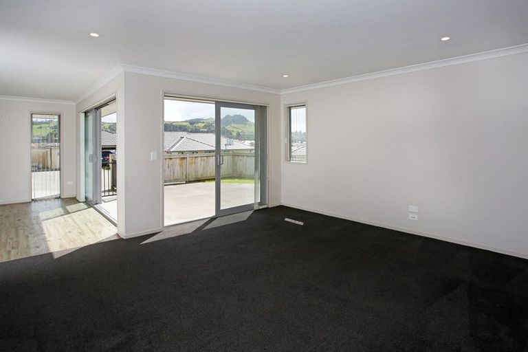 Photo of property in 6d Pyne Crescent, Pokeno, 2402