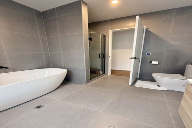 Photo of property in 24 Pilot Drive, Hobsonville, Auckland, 0616