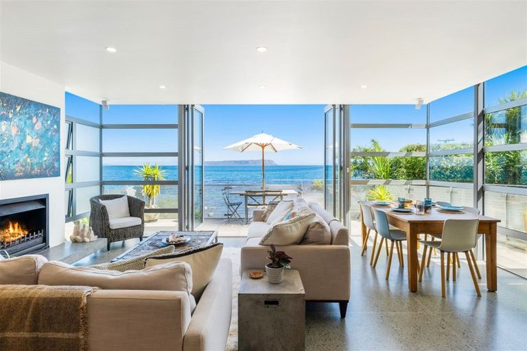 Photo of property in 80 Moana Road, Plimmerton, Porirua, 5026