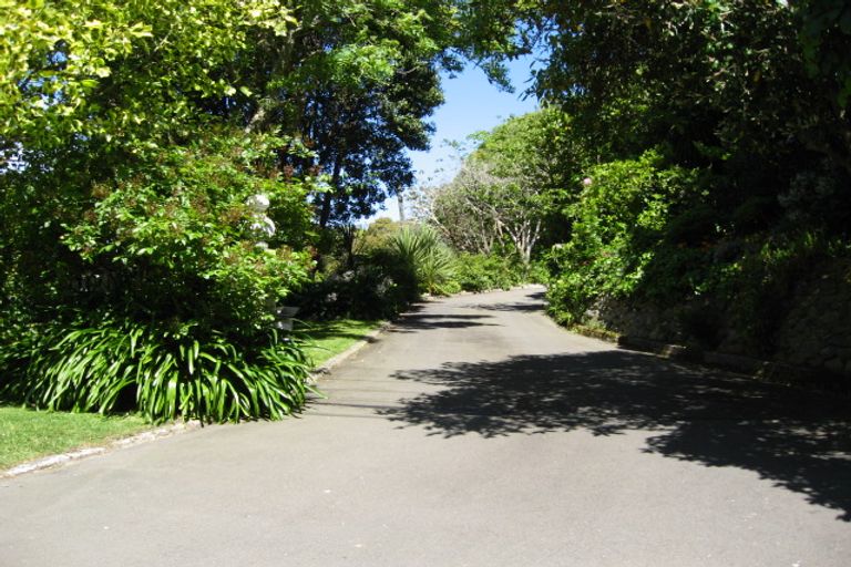 Photo of property in 15 Cockayne Road, Khandallah, Wellington, 6035