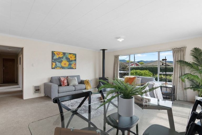 Photo of property in 6 Louisson Avenue, Stoke, Nelson, 7011